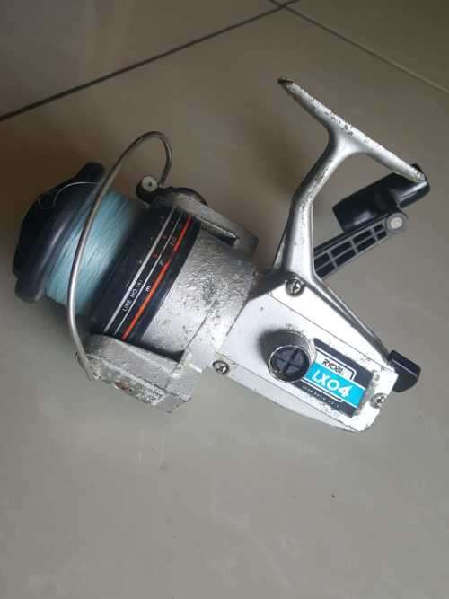 **SALE**UNIQUE & RARE offers 3 Working Fishing Reels & 2 Adj. Leather Waist Rod Holders