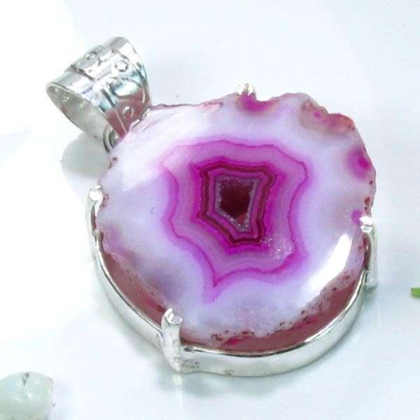 EYE CATCHING POLISHED SLICE OF DRUZY AGATE NATURAL GEMSTONE 925 SILVER PENDANT 1.75" - J5487
