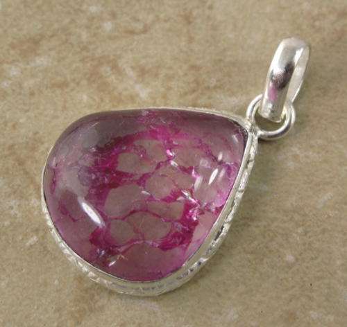 EYE CATCHING MAGENTA SNAKESKIN QUARTZ NATURAL GEMSTONE 925 SILVER PENDANT 1.5" - 4211