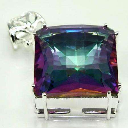EXQUISITE CHECKERBOARD CUT GENUINE 78ct RAINBOW MYSTIC TOPAZ GEMSTONE 925 SILVER PENDANT 1.7"