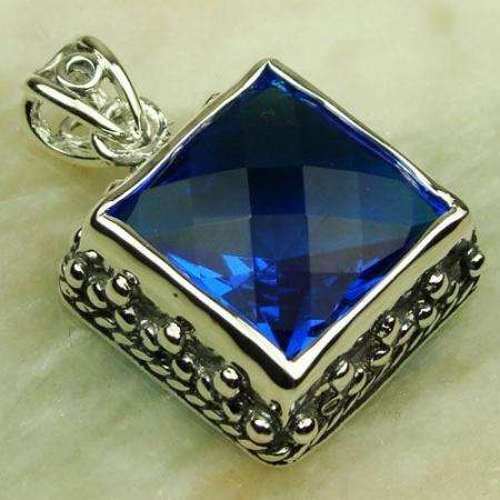 EXQUISITE PARIS BLUE QUARTZ - CHECKERBOARD SQUARE GEM 925 SILVER PENDANT 2.5" No Justice in Pic