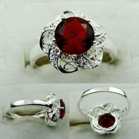 VIBRANT DEEP PYROPE RED QUARTZ - ROUND CUT - GEMSTONE 925 SILVER RING #8