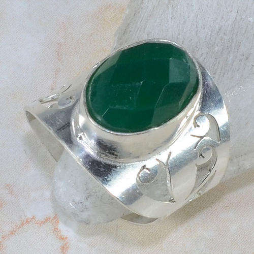 100% NATURAL EARTH MINED FACETED EMERALD GEMSTONE 925 SILVER RING #8.5 **LOW START**
