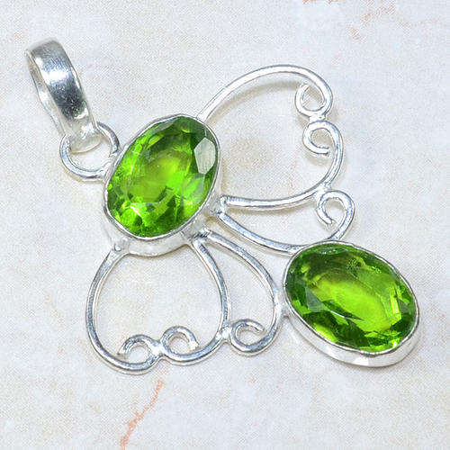 VIBRANT PERIDOT GREEN QUARTZ NATURAL GEMSTONE 925 SILVER PENDANT 2"