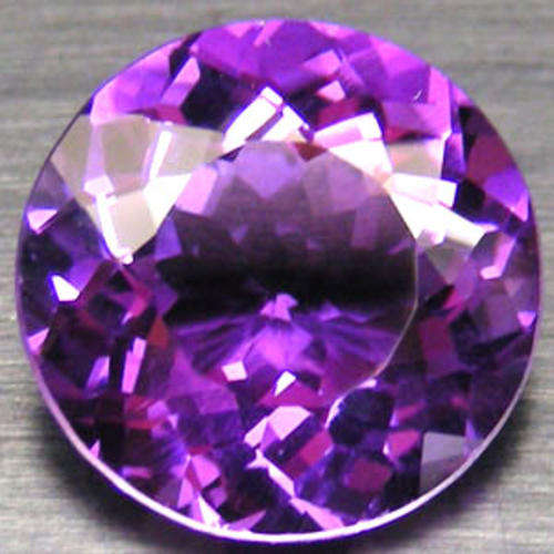 DELUXE COLLECTION - Round Cut Purple AMETHYST With Violet Flashes - Africa - 15.12ct
