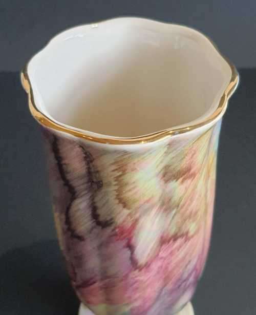 Rare in this condition -1940's Oldcourt Ware Hand Painted Lustre Vase - Gilt Edges - Marked
