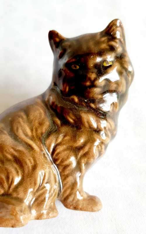 Highly Collectable Vintage Cat Figurine from Australian Dulcie Stewart - Marked