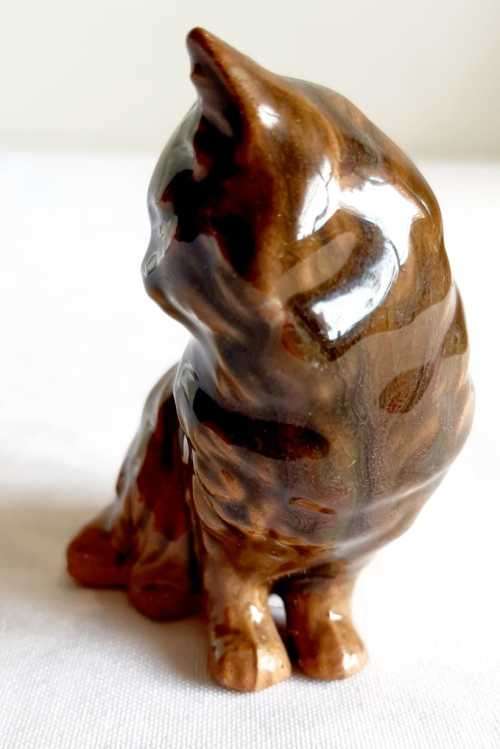 Highly Collectable Vintage Cat Figurine from Australian Dulcie Stewart - Marked