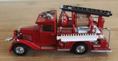 Matchbox Models of Yesteryear Fire Engine Series 1932 Ford AA Fire Engine Original Packaging