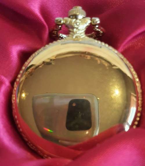 5 Different Decorative Pocket/Fob Watches to Buy and Resell or to Add to Your Collection (3)