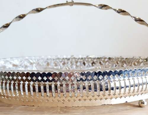 Silver Plated in England Basket with 4 Sectioned Glass Bowl - Marked