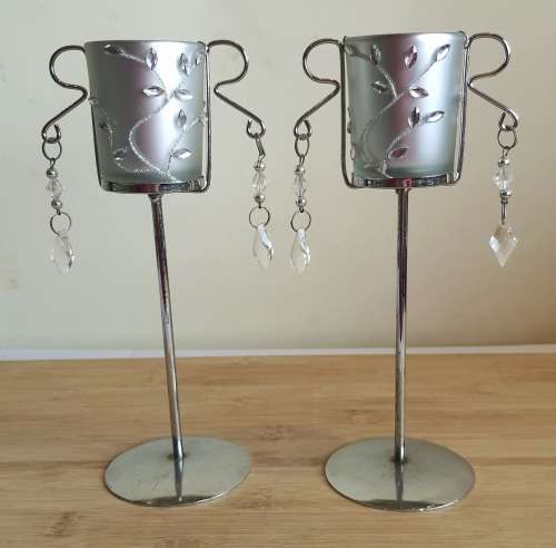 2 Eye Catching Matte Silver Ornate Tea Light Candle Holders