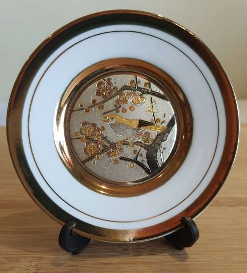 Metal Engraved Japanese CHOKIN 24kt Gold Bird Plate with Stand - Marked