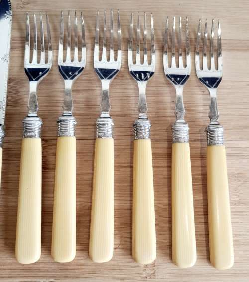 Antique Sheffield c.1920 12 Pce Cutlery with 925 Collar, EPNS Body and Bone Handle - Marked