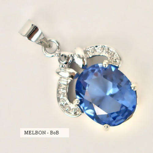 OUTSTANDING Oval Cut Blue Sapphire 18K White Gold Plated Pendant