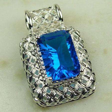 925 SILVER - POPULAR SWISS BLUE TOPAZ GEMSTONE PENDANT 1.2" (Hallmarked)