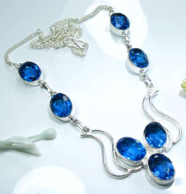 LAVISH GENUINE PARIS BLUE TOPAZ 925 SILVER NECKLACE 18 3/4"; K3346