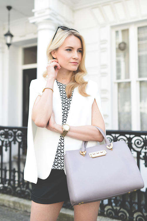 White cape blazer - 32-34