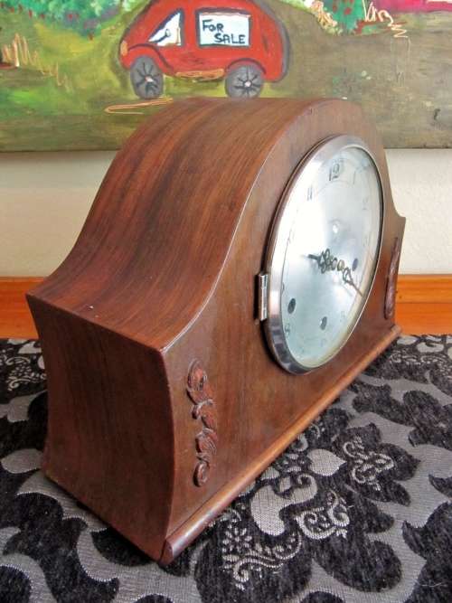 Vintage Wooden Mantle Clock