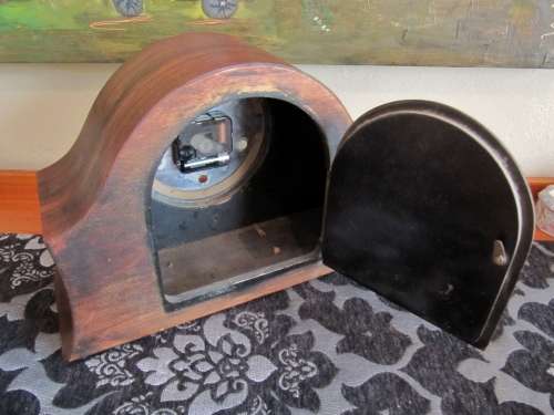 Vintage Wooden Mantle Clock