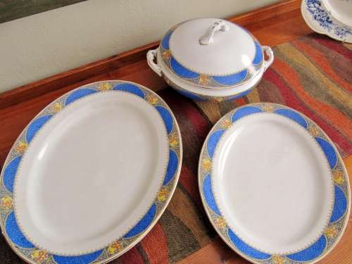 Antique (c1908-1925) Wedgwood Imperial Porcelain Set