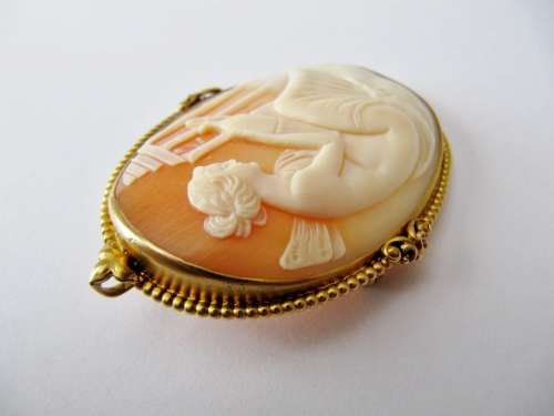 Large Antique 14K Gold Cameo with Carved Classical Scene