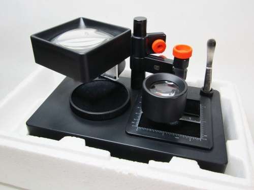 Vintage Coin / Stamp Magnifier Apparatus with Light