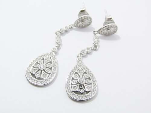 An Elegant pair of Zirconia Dangling  Drop Earrings in Sterling Silver.