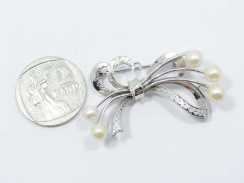 Vintage Ribbon  Design Brooch Set With Akoya Pearls in Sterling Silver