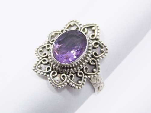 A Gorgeous Boho Design Ring With an Amethyst in Sterling Silver.