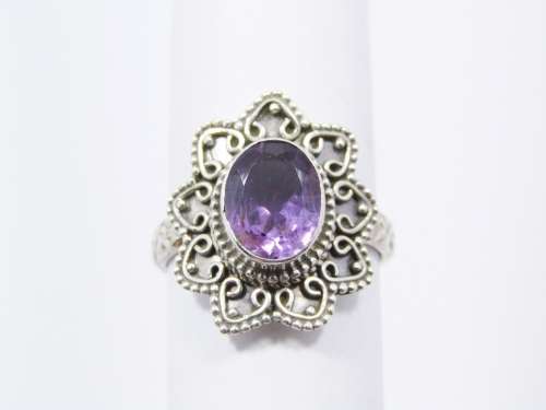 A Gorgeous Boho Design Ring With an Amethyst in Sterling Silver.