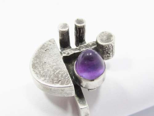 A Gorgeous German Modernist Design Ring With a Amethyst Stone In Sterling Silver.