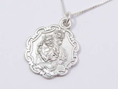 A Gorgeous Vintage  Detailed St Cristopher Pendant on Chain in Sterling Silver