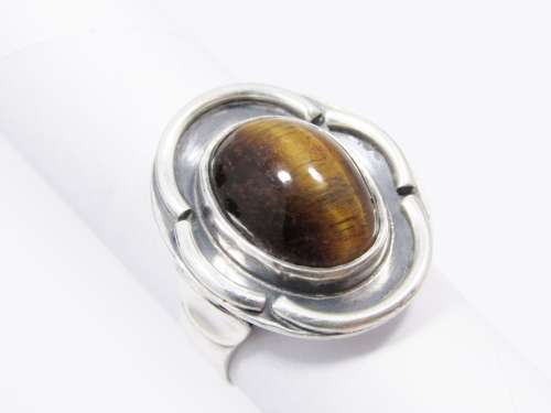 A Lovely Vintage Modernist  Design Ring With a Tigers Eye Stone in Sterling Silver.