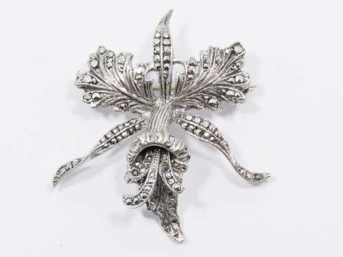 A Lovely Vintage Marcasite Orchid Brooch in Sterling Silver.