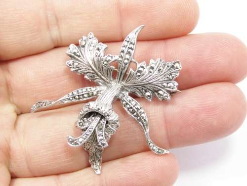 A Lovely Vintage Marcasite Orchid Brooch in Sterling Silver.