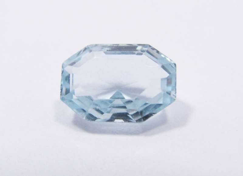Exquisite! 4.8CT Genuine Aquamarine Gemstone, Fancy Cut