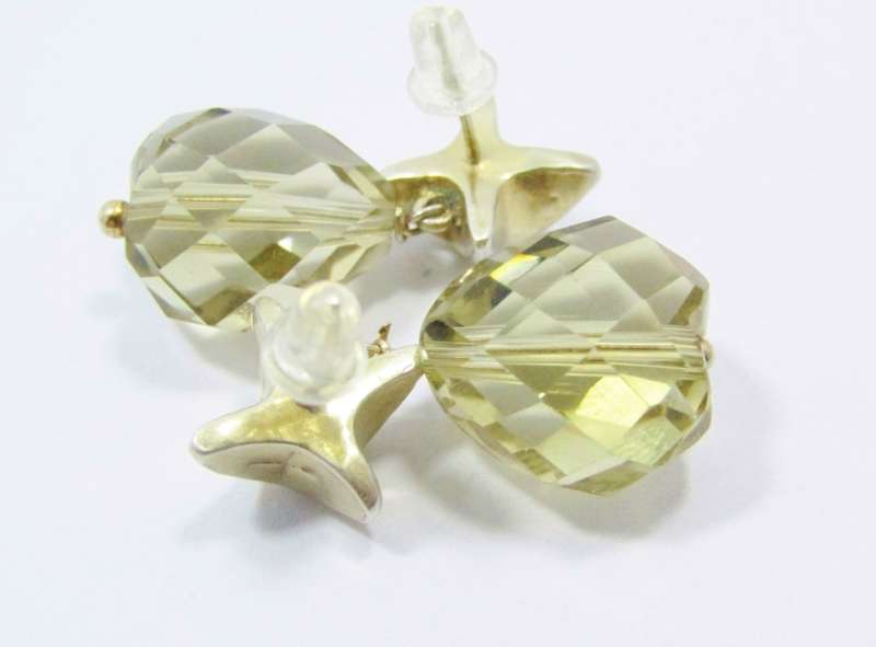 A Gorgeous Pair of Gold Gilt Over Sterling Silver Briolette Cut Light Citrine Dangling Earrings