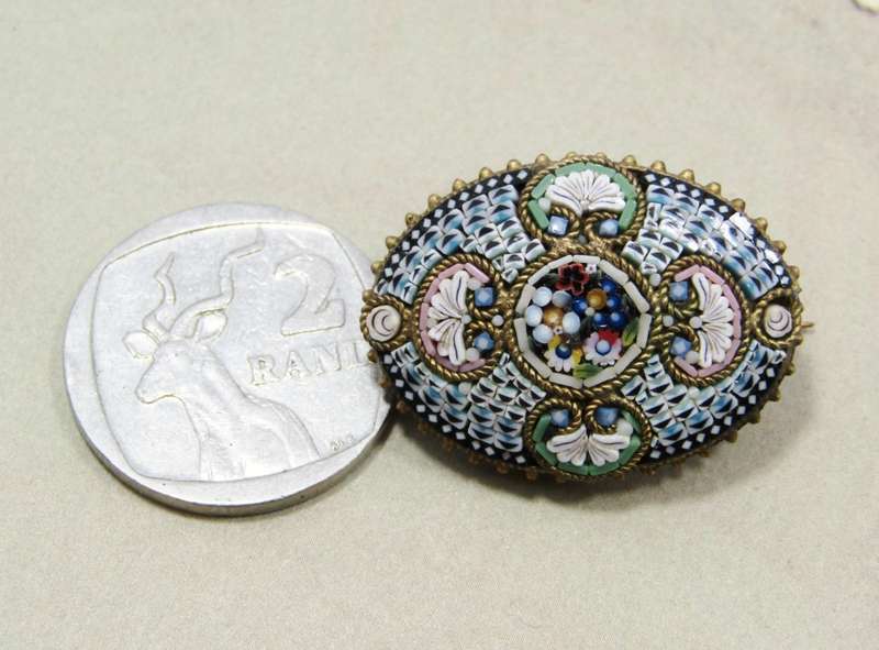 Vintage Italian Fine Micro-Mosaic Brooch