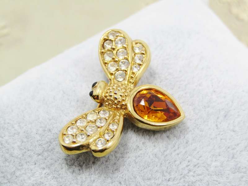 Genuine & Sparkling Swarovski Bee Brooch