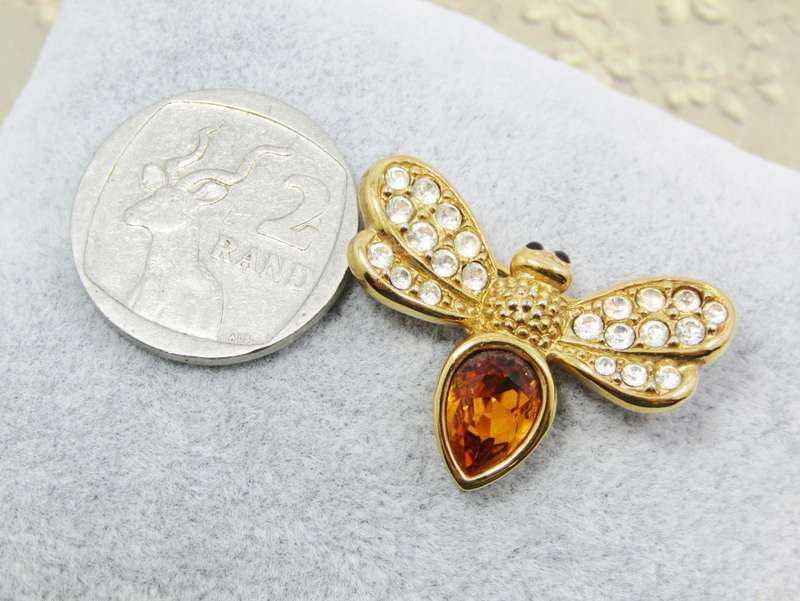 Genuine & Sparkling Swarovski Bee Brooch