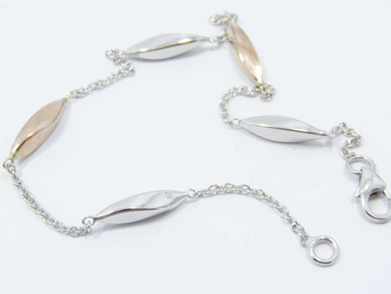Browns Jewellers 9CT White & Rose Gold Bracelet