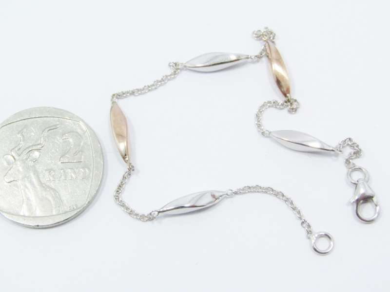 Browns Jewellers 9CT White & Rose Gold Bracelet