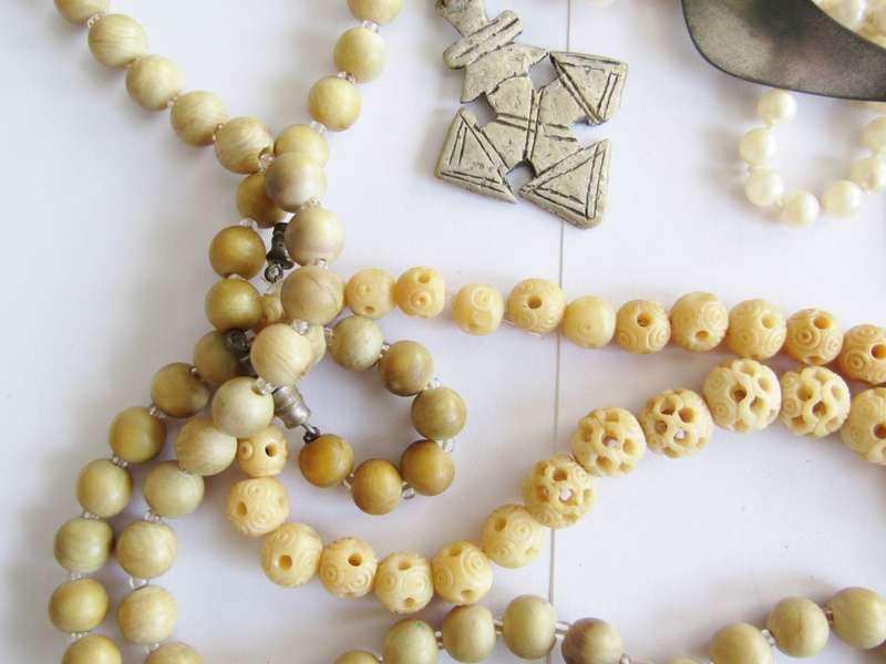 Lovely Costume Jewellery Lot in Good Condition #5
