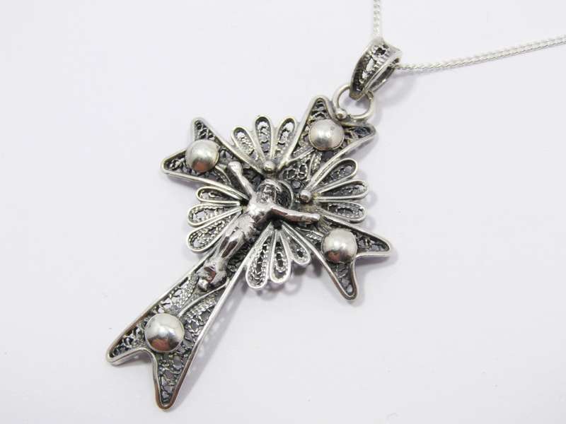 A Gorgeous Detailed Crucifix Pendant On Chain in Sterling Silver.