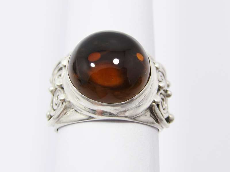 A Gorgeous Cabochon Honey Citrine Ring in Sterling Silver.