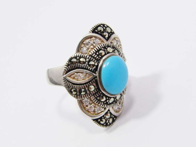 A Stunning Blue Stone Marcasite Ring in Sterling Silver