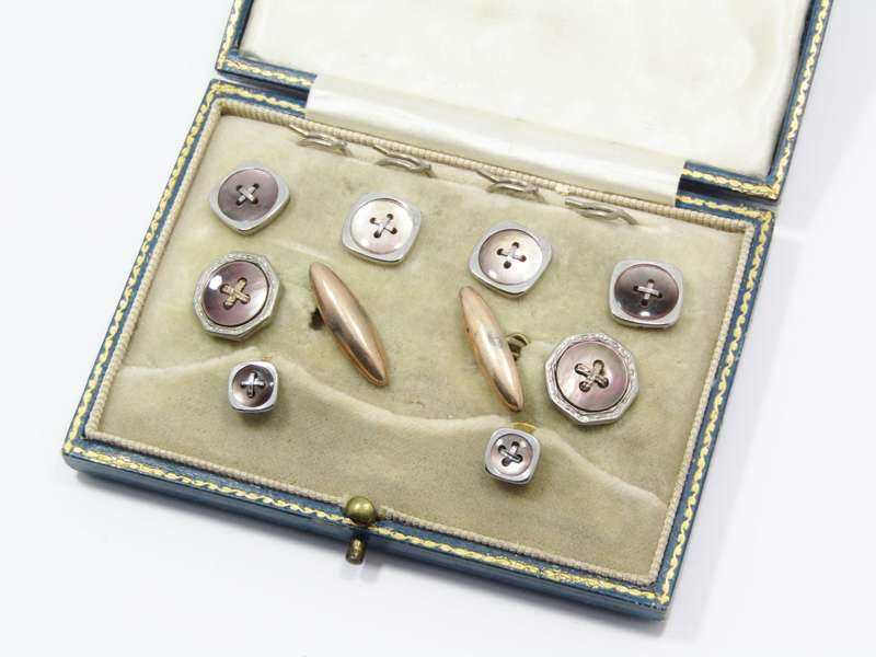 Set of Antique/Vintage Mother of Pearl Buttons, Cufflinks, Studs in Original Case
