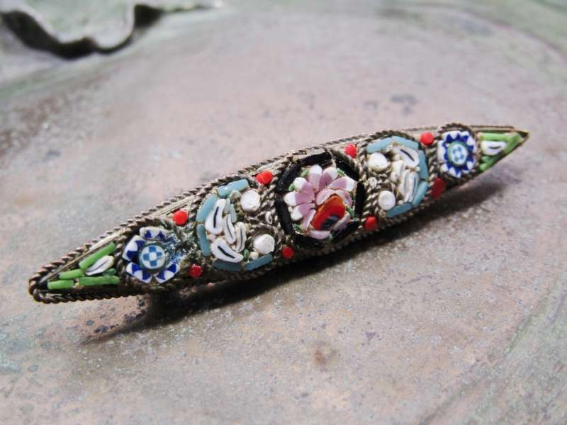 A Lovely Micro Mosaic Brooch in  Brass Tone