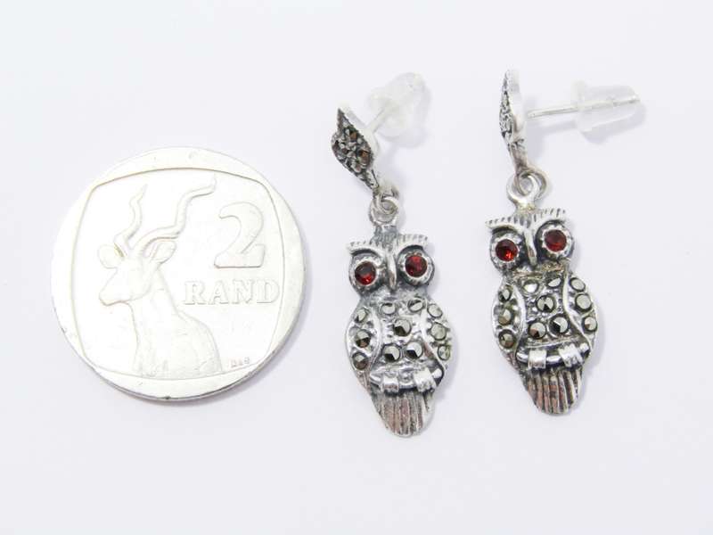 A Lovely Pair of Owl Marcasite Dangling  Earrings in Sterling Silver.